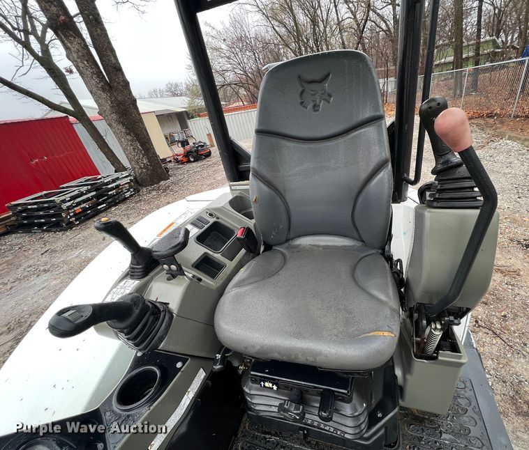 image for item KR9493 2019 Bobcat E42  mini excavator