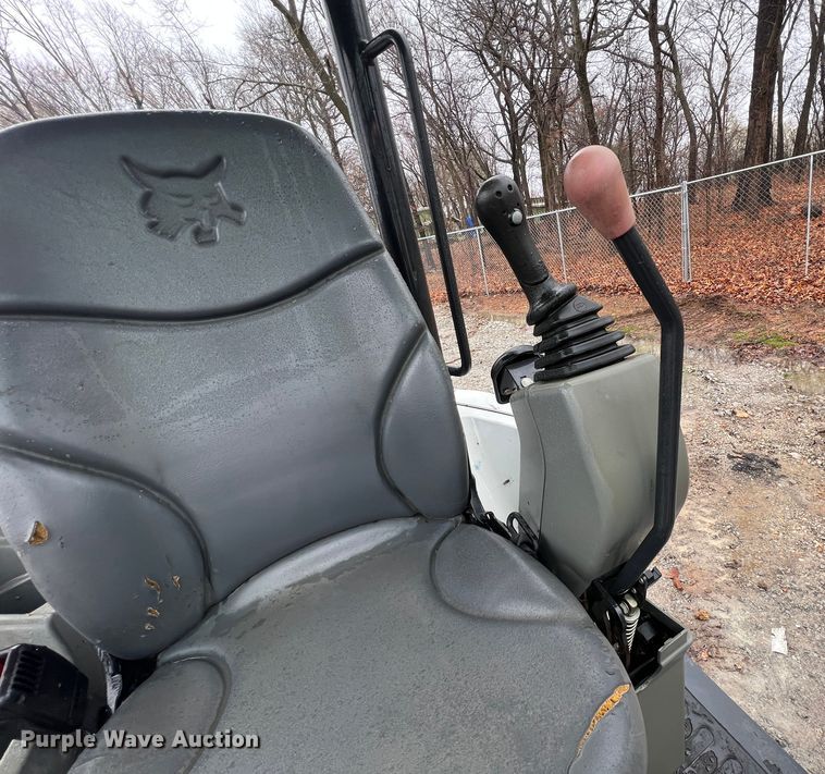 image for item KR9493 2019 Bobcat E42  mini excavator