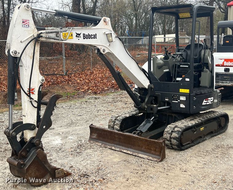 image for item KR9494 2019 Bobcat E32I  mini excavator