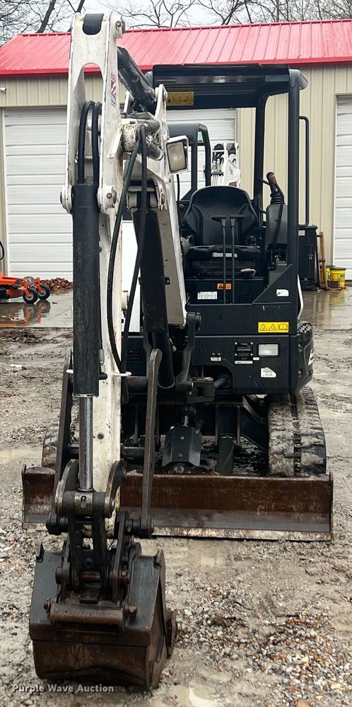 image for item KR9494 2019 Bobcat E32I  mini excavator