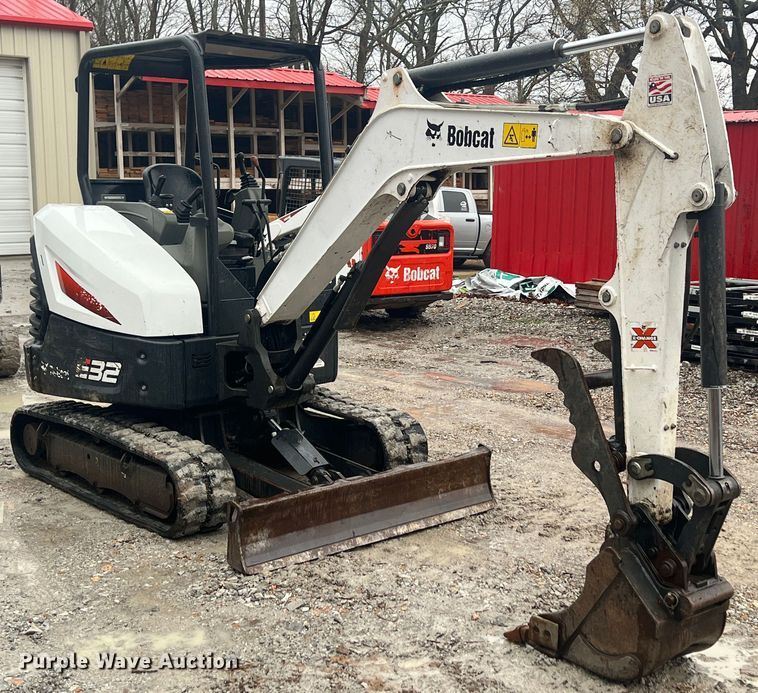 image for item KR9494 2019 Bobcat E32I  mini excavator