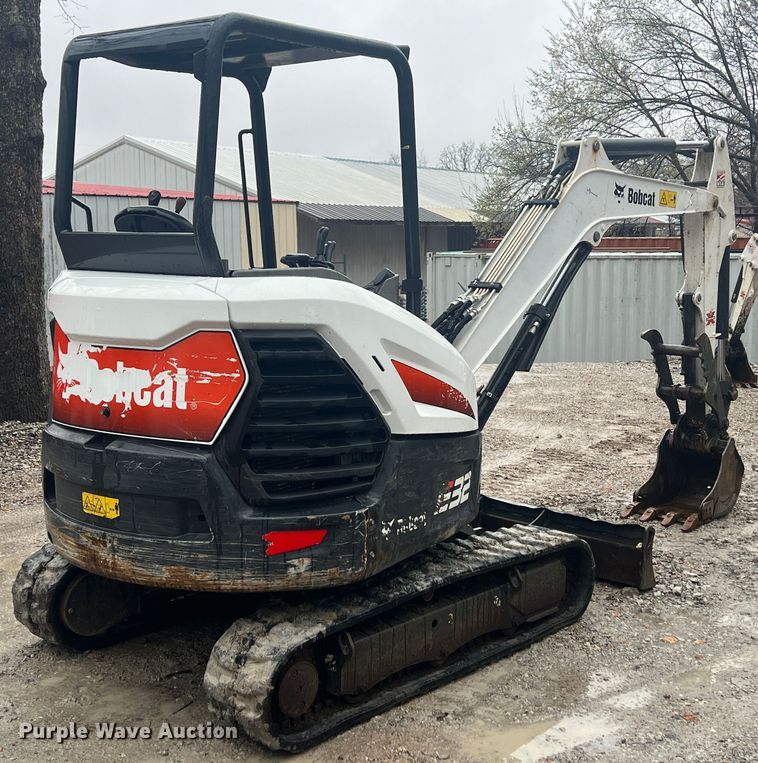 image for item KR9494 2019 Bobcat E32I  mini excavator