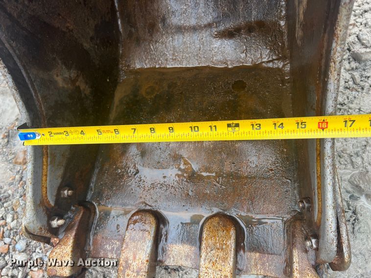 image for item KR9494 2019 Bobcat E32I  mini excavator