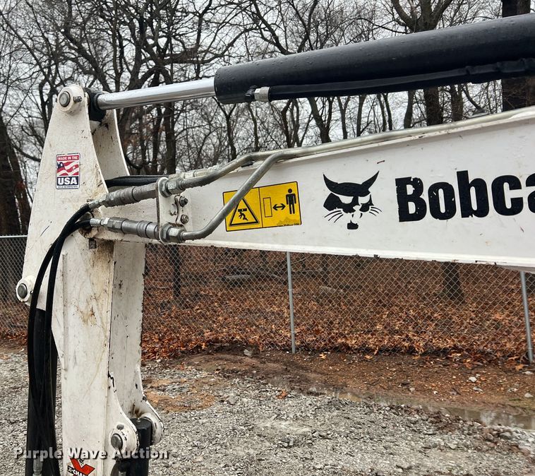 image for item KR9494 2019 Bobcat E32I  mini excavator