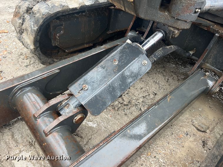 image for item KR9494 2019 Bobcat E32I  mini excavator