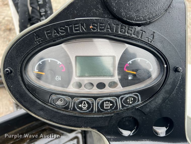 image for item KR9494 2019 Bobcat E32I  mini excavator