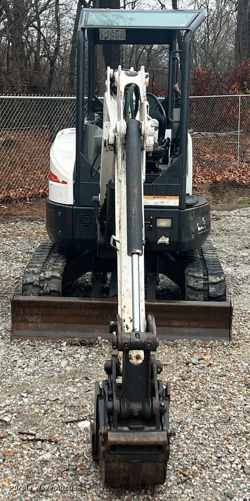 image for item KR9495 2019 Bobcat E26  mini excavator