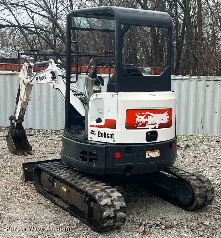 image for item KR9495 2019 Bobcat E26  mini excavator