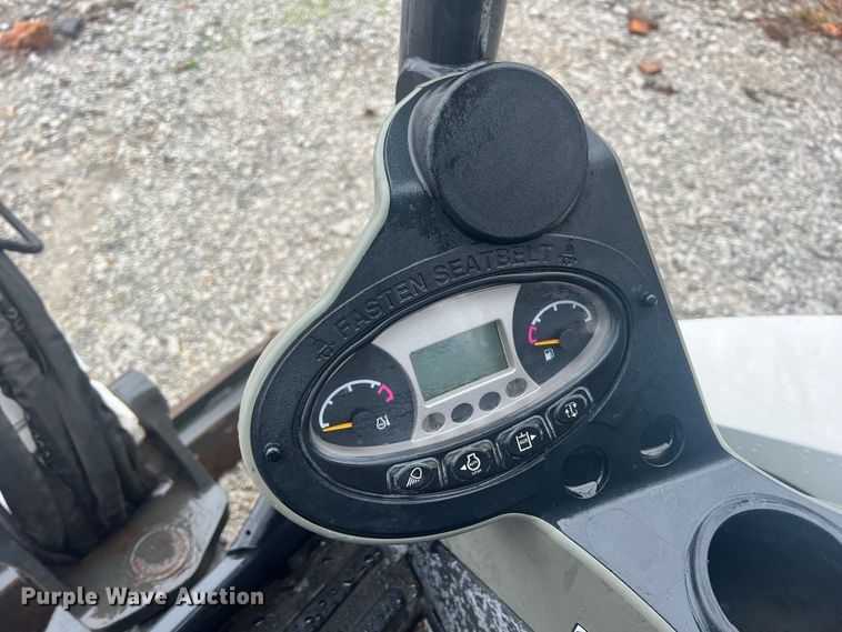 image for item KR9495 2019 Bobcat E26  mini excavator