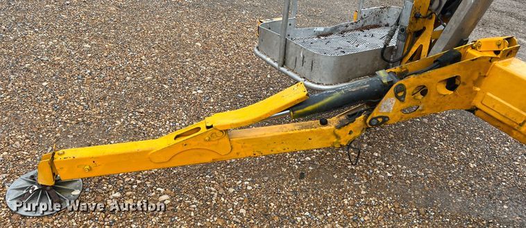 image for item KR9526 2012 Haulotte 4527A  boom lift