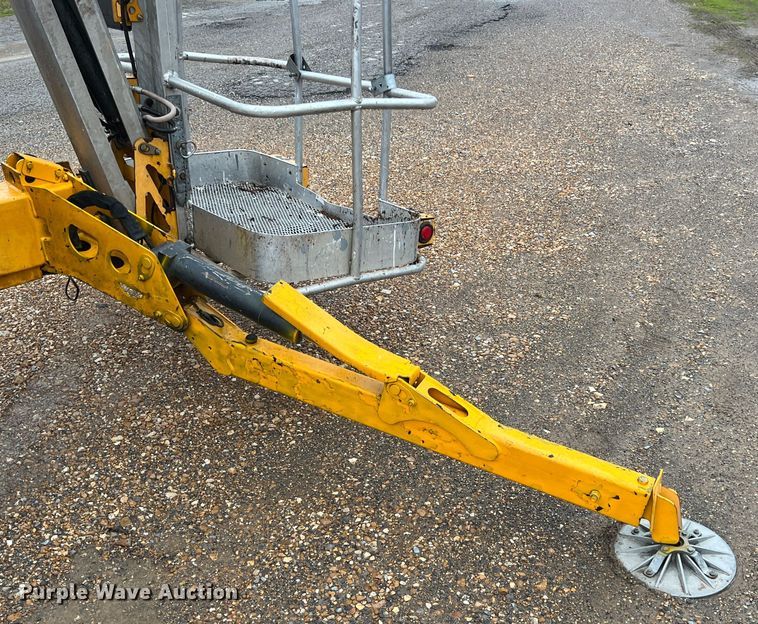 image for item KR9526 2012 Haulotte 4527A  boom lift