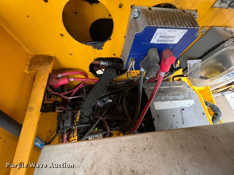 image for item KR9526 2012 Haulotte 4527A  boom lift