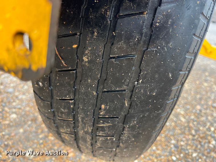 image for item KR9526 2012 Haulotte 4527A  boom lift