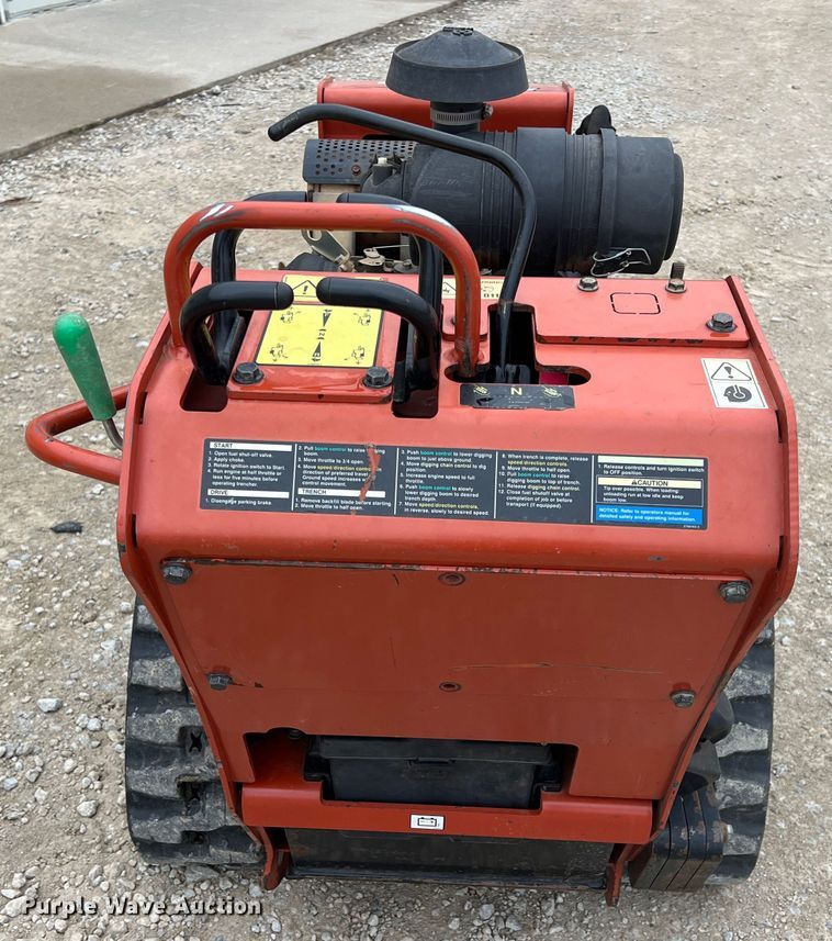 image for item KR9529 Ditch Witch C24X  trencher