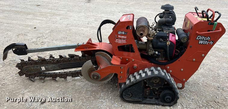 image for item KR9529 Ditch Witch C24X  trencher