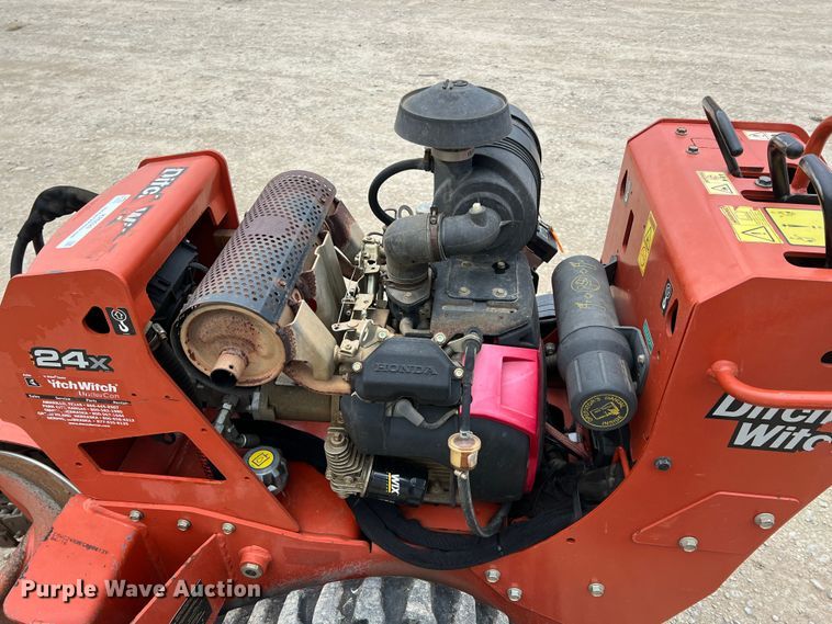 image for item KR9529 Ditch Witch C24X  trencher
