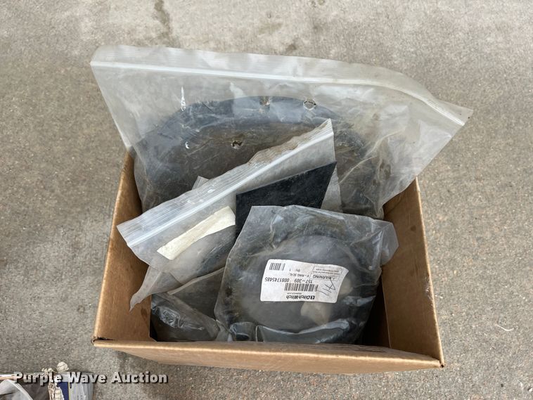 image for item KR9529 Ditch Witch C24X  trencher