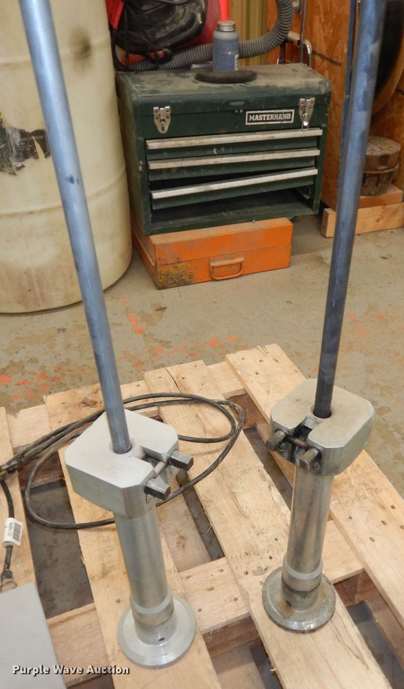 image for item KS9365 Humboldt Marshall  asphalt testing compactor