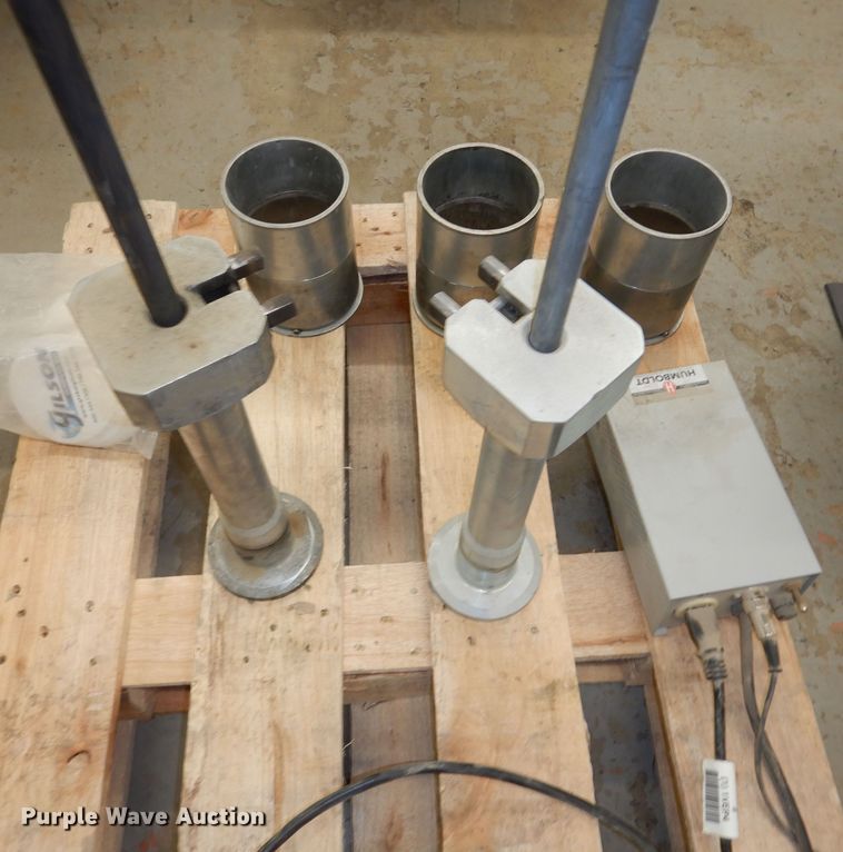 image for item KS9365 Humboldt Marshall  asphalt testing compactor