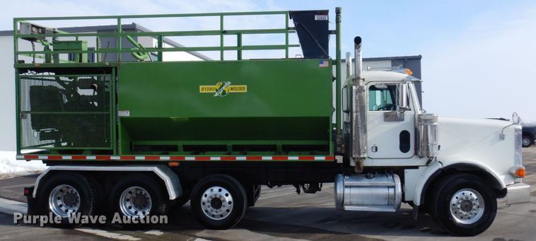 image for item KU9848 1999 Peterbilt 378  hydroseeder truck