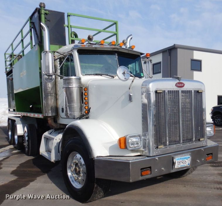 image for item KU9848 1999 Peterbilt 378  hydroseeder truck