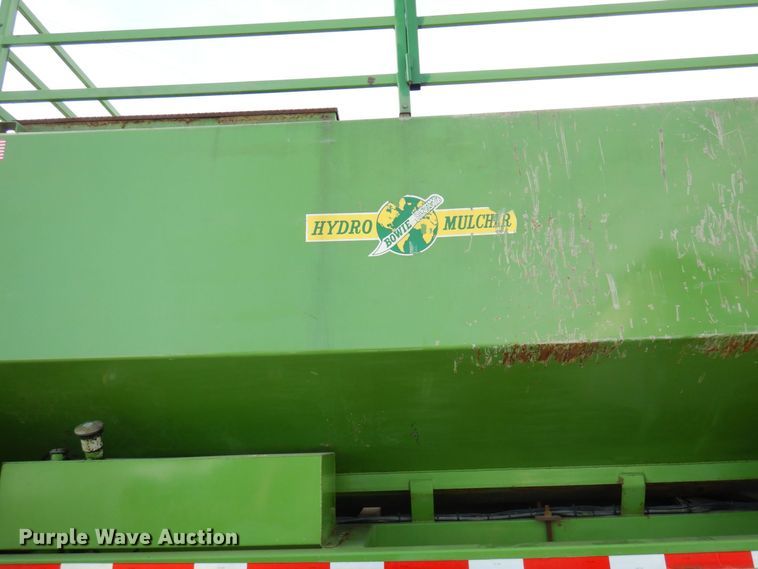 image for item KU9848 1999 Peterbilt 378  hydroseeder truck