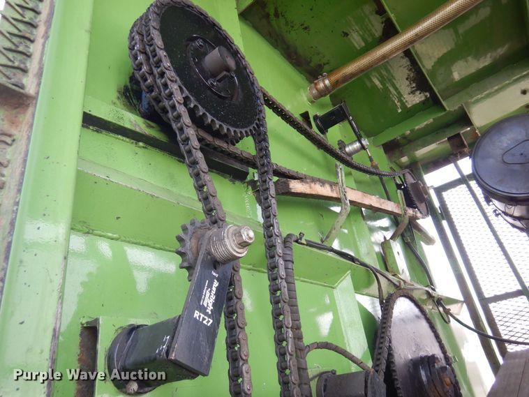 image for item KU9848 1999 Peterbilt 378  hydroseeder truck