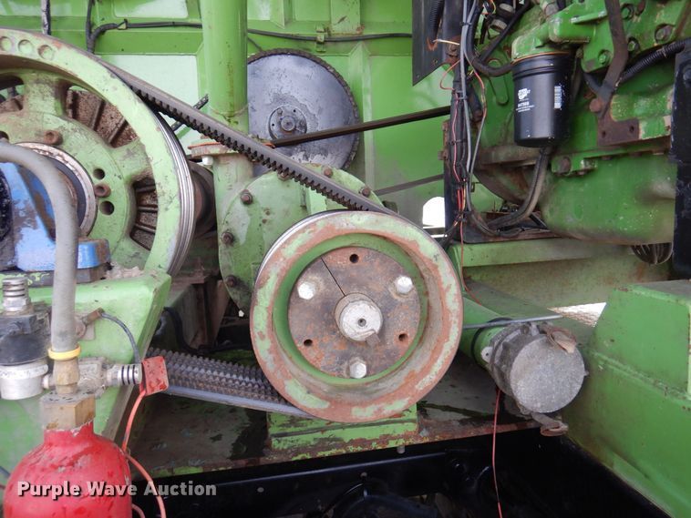 image for item KU9848 1999 Peterbilt 378  hydroseeder truck