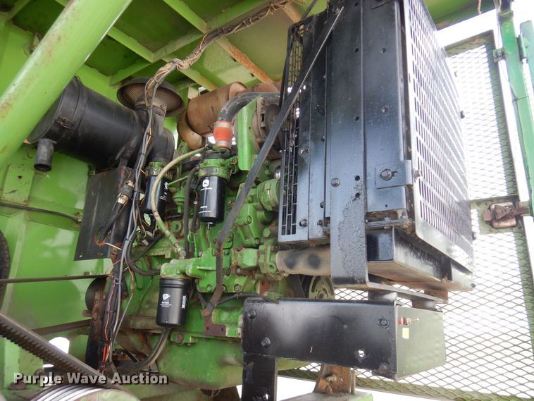 image for item KU9848 1999 Peterbilt 378  hydroseeder truck