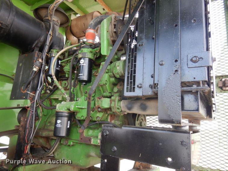 image for item KU9848 1999 Peterbilt 378  hydroseeder truck