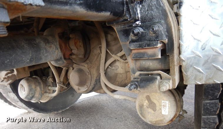 image for item KU9848 1999 Peterbilt 378  hydroseeder truck