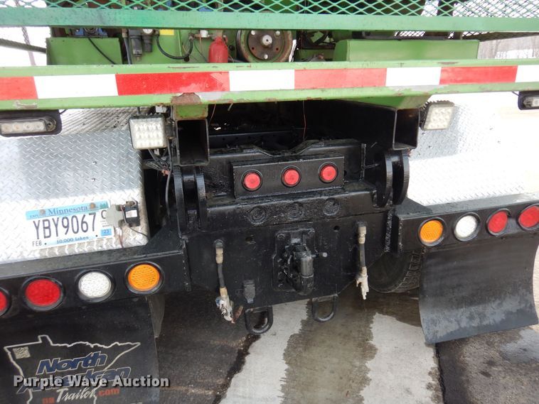 image for item KU9848 1999 Peterbilt 378  hydroseeder truck