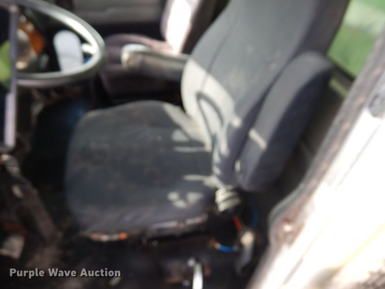 image for item KU9848 1999 Peterbilt 378  hydroseeder truck