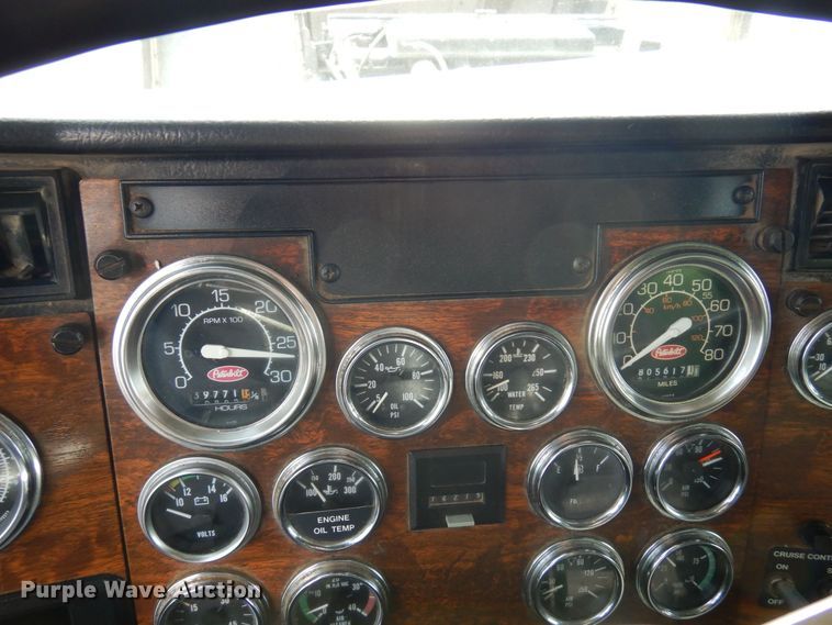 image for item KU9848 1999 Peterbilt 378  hydroseeder truck