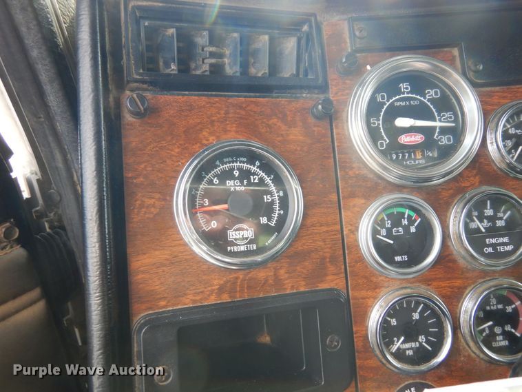 image for item KU9848 1999 Peterbilt 378  hydroseeder truck