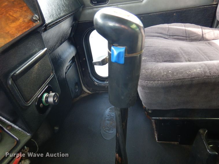 image for item KU9848 1999 Peterbilt 378  hydroseeder truck