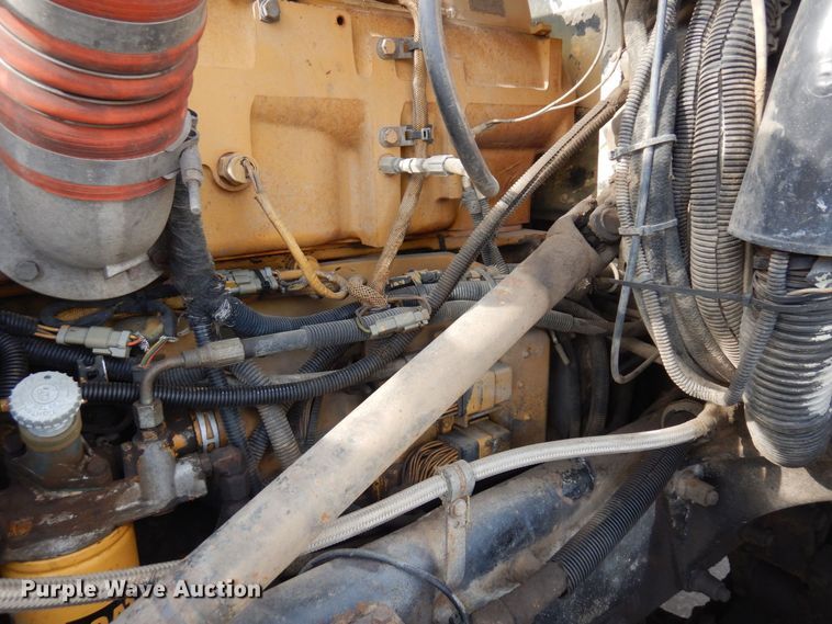 image for item KU9848 1999 Peterbilt 378  hydroseeder truck