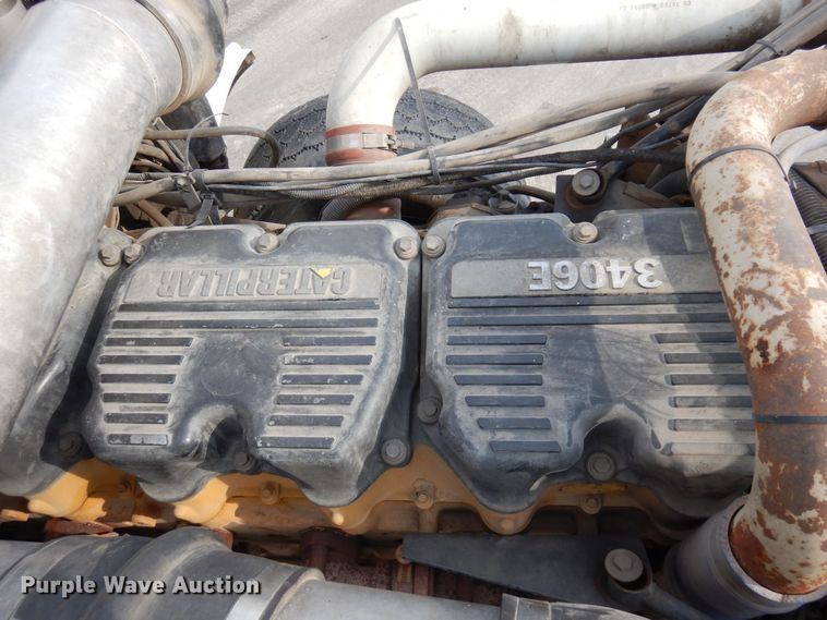 image for item KU9848 1999 Peterbilt 378  hydroseeder truck