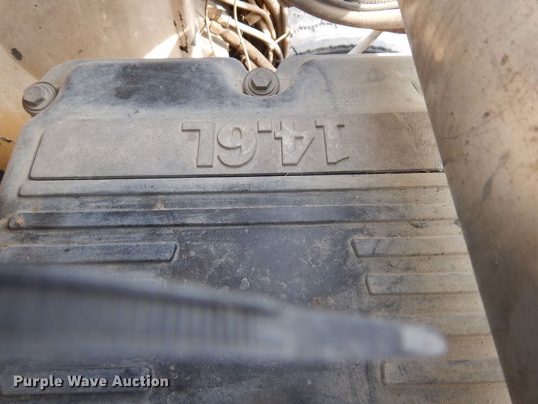 image for item KU9848 1999 Peterbilt 378  hydroseeder truck