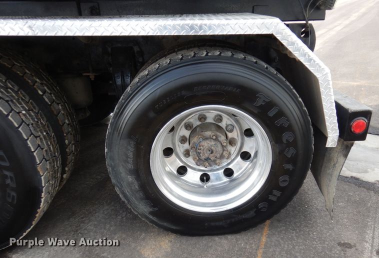 image for item KU9848 1999 Peterbilt 378  hydroseeder truck