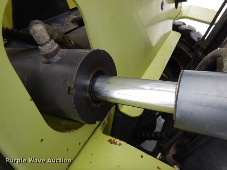 image for item KU9851 Clark CMP450D  forklift