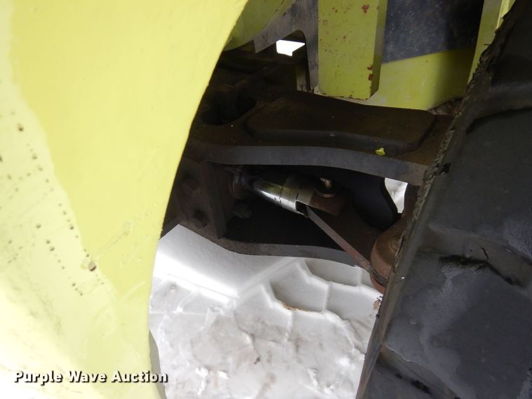 image for item KU9851 Clark CMP450D  forklift