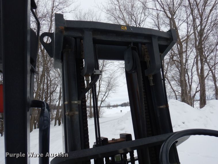 image for item KU9851 Clark CMP450D  forklift