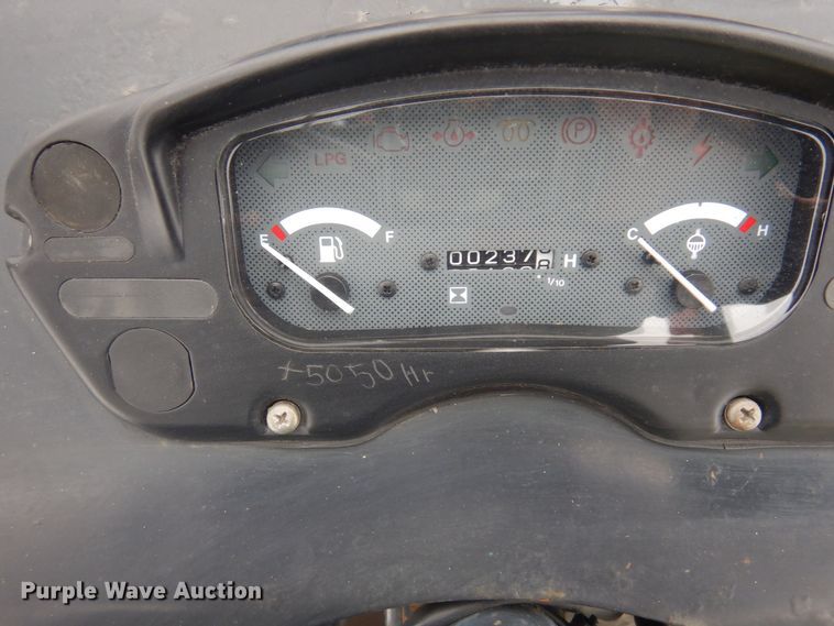 image for item KU9851 Clark CMP450D  forklift