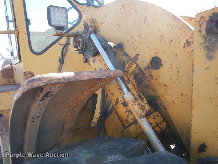 image for item KU9852 1969 Caterpillar 950  wheel loader