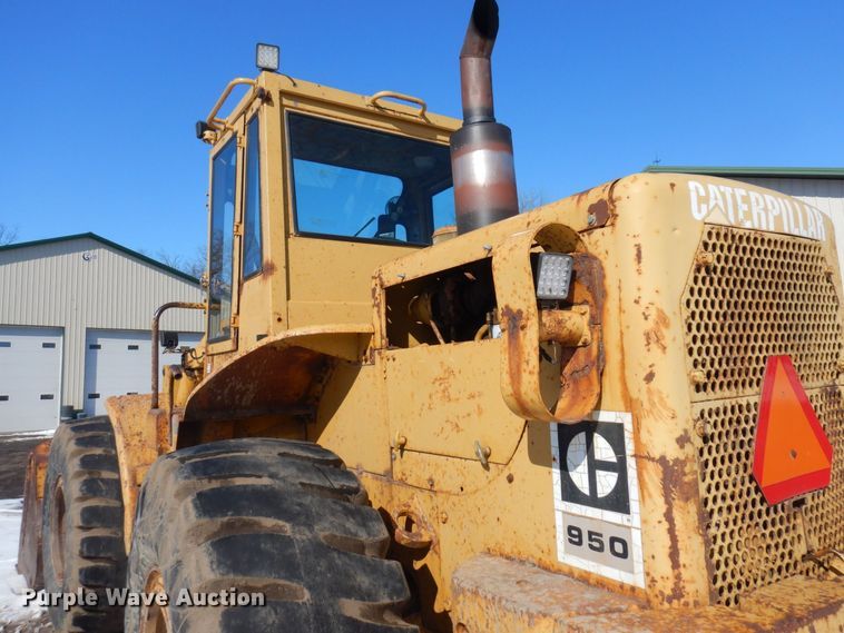 image for item KU9852 1969 Caterpillar 950  wheel loader