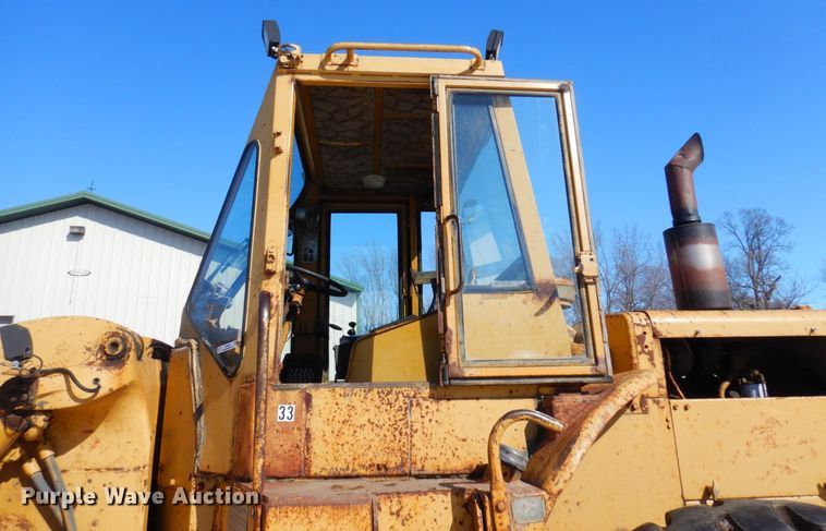 image for item KU9852 1969 Caterpillar 950  wheel loader