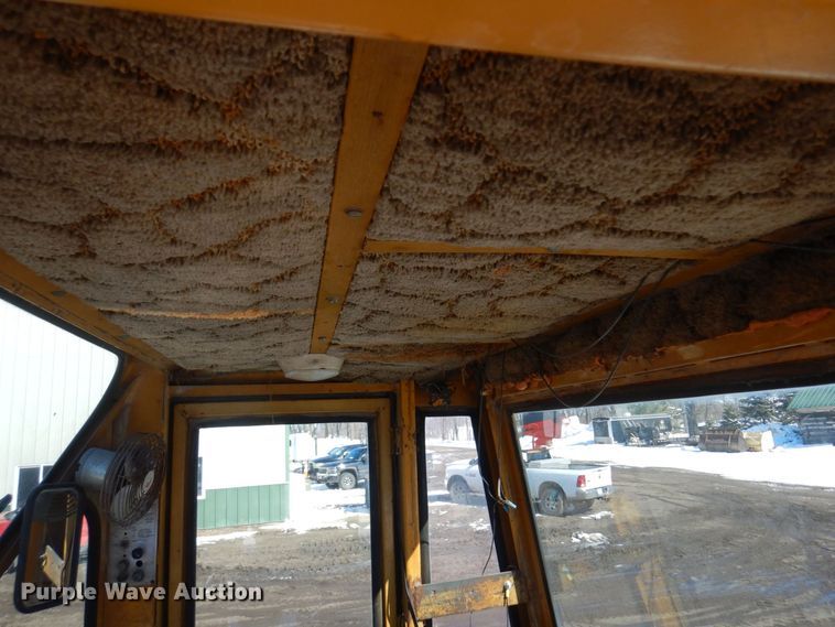 image for item KU9852 1969 Caterpillar 950  wheel loader