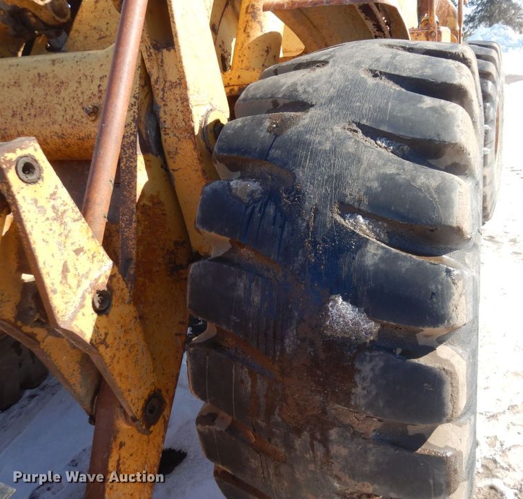 image for item KU9852 1969 Caterpillar 950  wheel loader