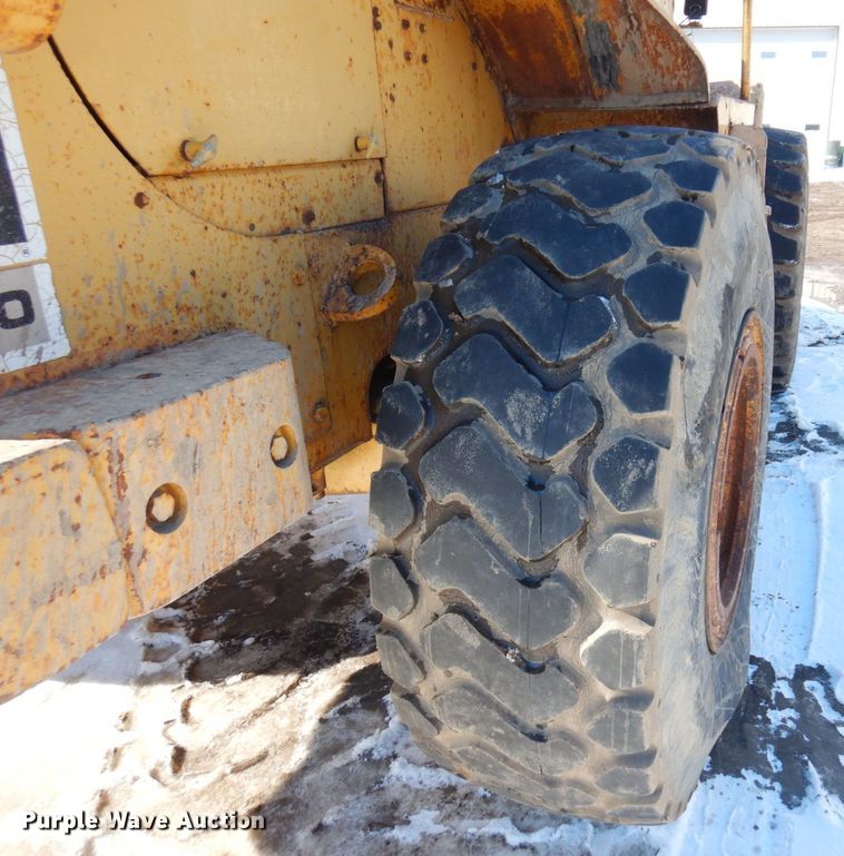 image for item KU9852 1969 Caterpillar 950  wheel loader